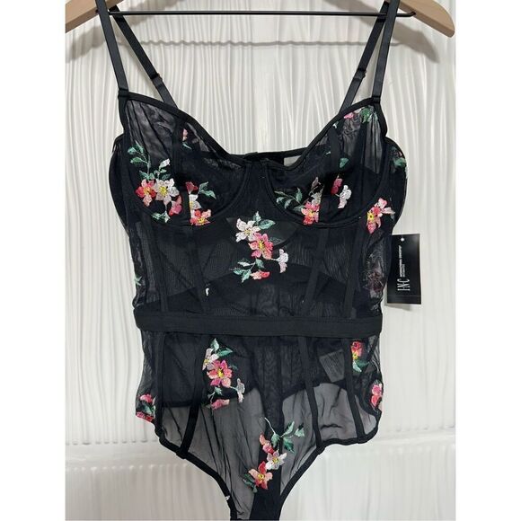 NWT I.N.C. International Concepts Women's Floral Lace Lingerie Bodysuit - Medium - Picture 3 of 12